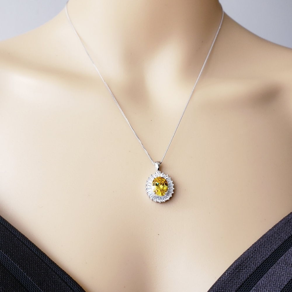 NEW! Yellow & White CZ Pendant Necklace🤍